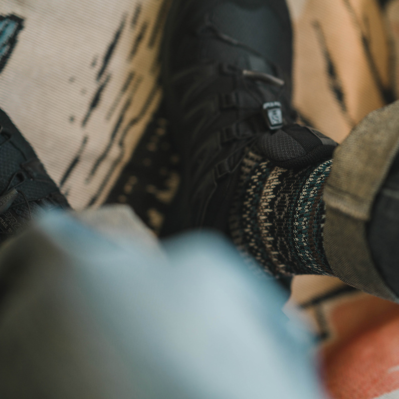 EChenon Men's Japanese Socks: Retro Ethnic Combed Cotton Mid-Length - Image 3