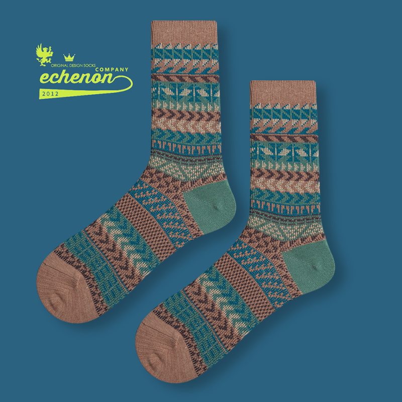 2024 new ethnic style autumn and winter  fashion brand men's and women's socks combed cotton boneless retro fashion lovers socks - Image 11