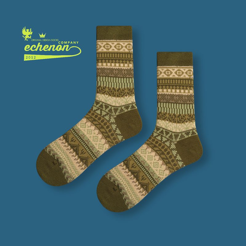 2024 new ethnic style autumn and winter  fashion brand men's and women's socks combed cotton boneless retro fashion lovers socks - Image 8