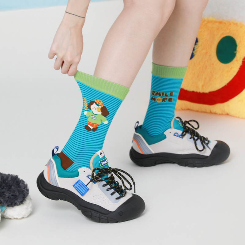 Cartoon Dog Socks: Blue Lattice Autumn Winter Fashion Cotton Tube Socks - Image 4