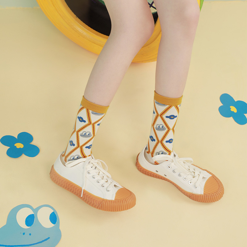 Frog Princess Socks: Cute Plaid Camo Mid-Calf Combed Cotton Couple Socks - Image 4