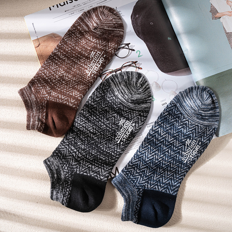 Men's Retro Ethnic Socks: Trendy Cotton Boat Socks for Spring & Autumn - Image 2