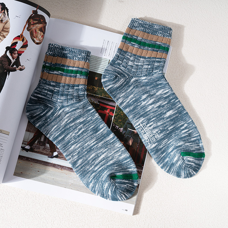 Retro Harajuku Socks: Men's Spring/Summer Thick Cotton National Style Boat Socks - Image 2