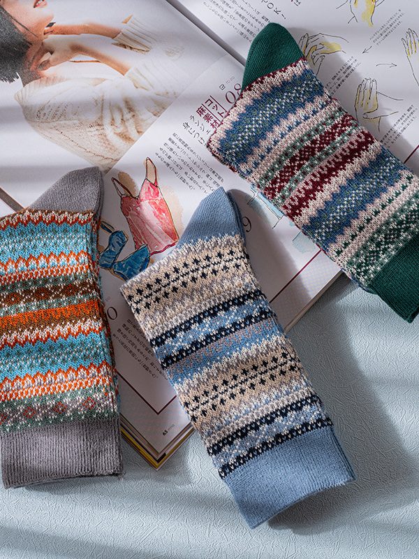 Autumn and winter socks boneless retro ethnic style double needle double way tube socks for men and women couples combed cotton national tide socks