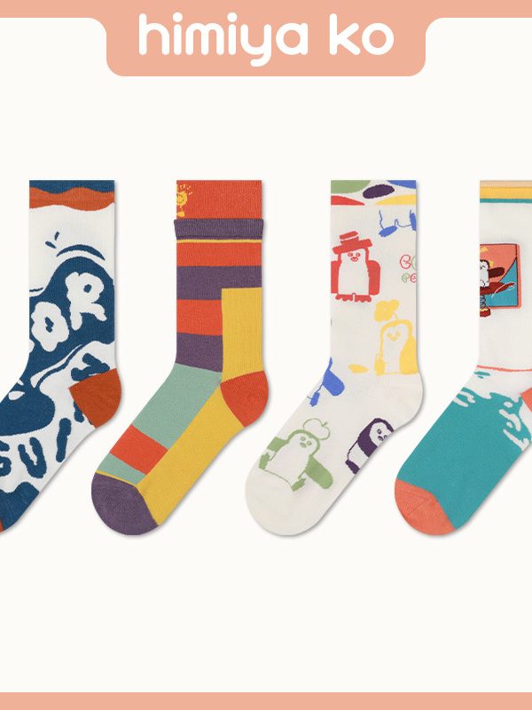 Winter on the new tube socks female penguin animal illustration cute adult cotton socks ins Wind casual socks spot