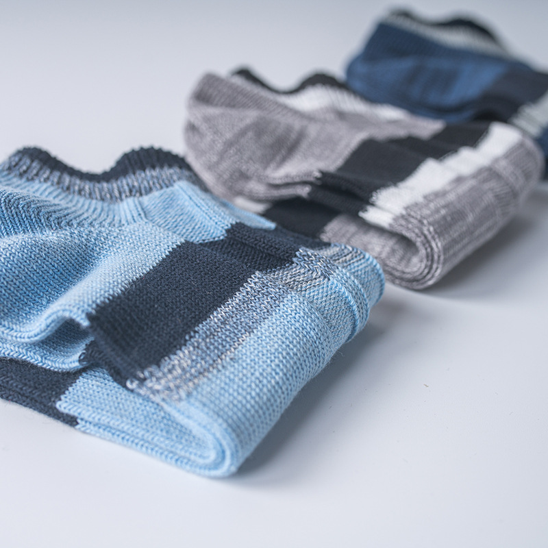 Men's Retro Ethnic Socks: Trendy Thick Cotton Needle Boat Socks - Image 3