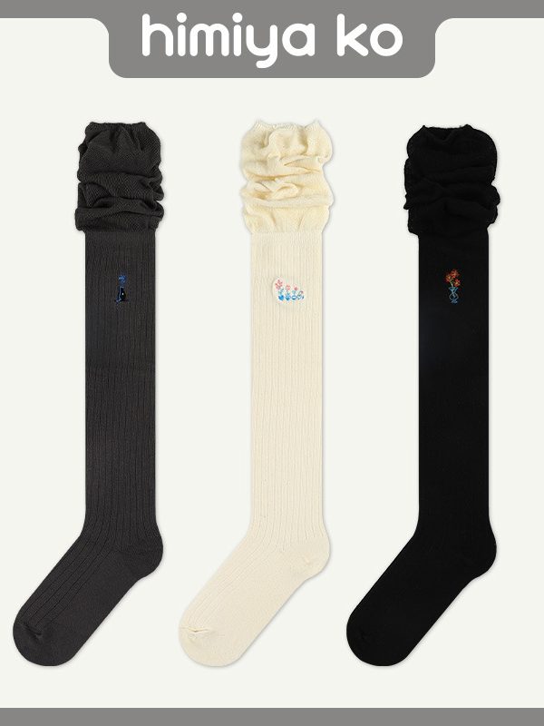 Women's four seasons knitted calf socks fluffy dot yarn long tube pile socks socks college style sweat-absorbing and deodorizing socks