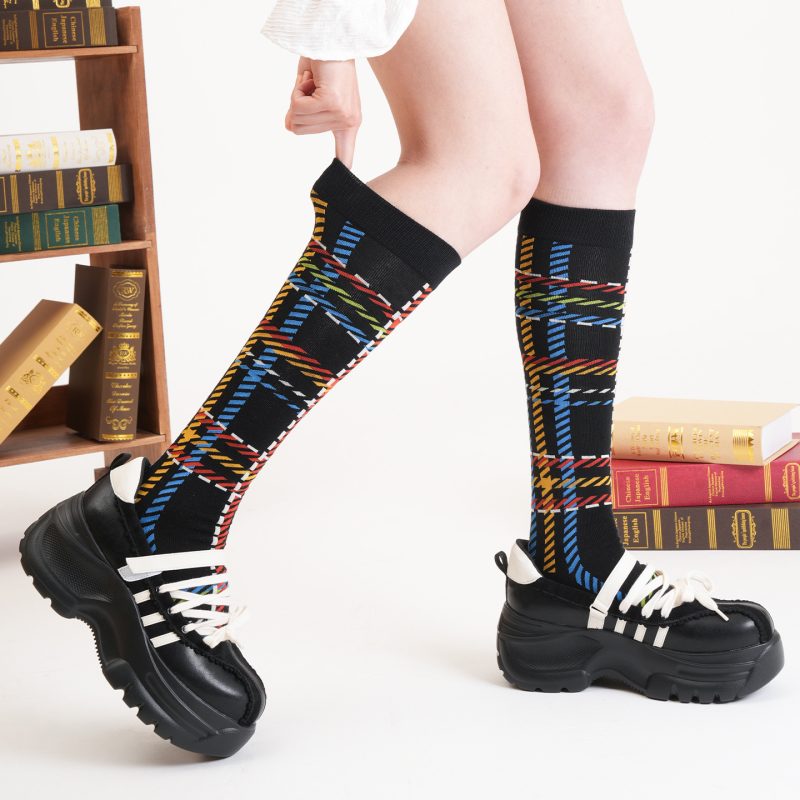 Summer new style women's college style pattern calf socks non-slip breathable retro contrast color combed cotton sports socks - Image 3